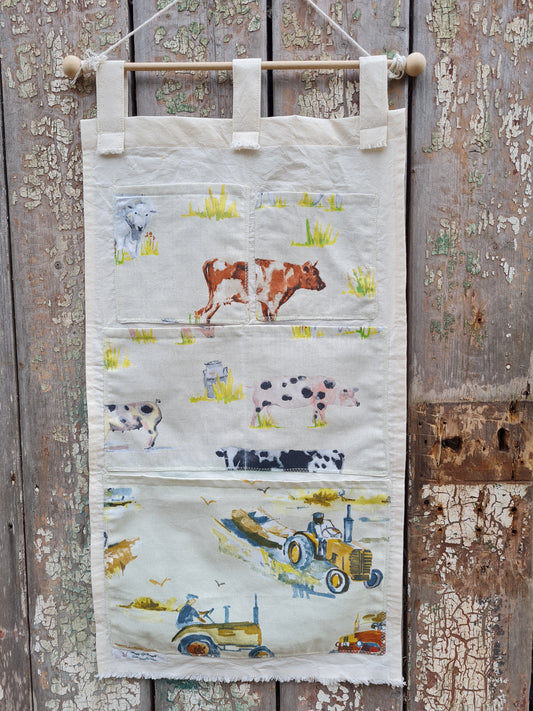 Farmyard Wall Pocket Organizer